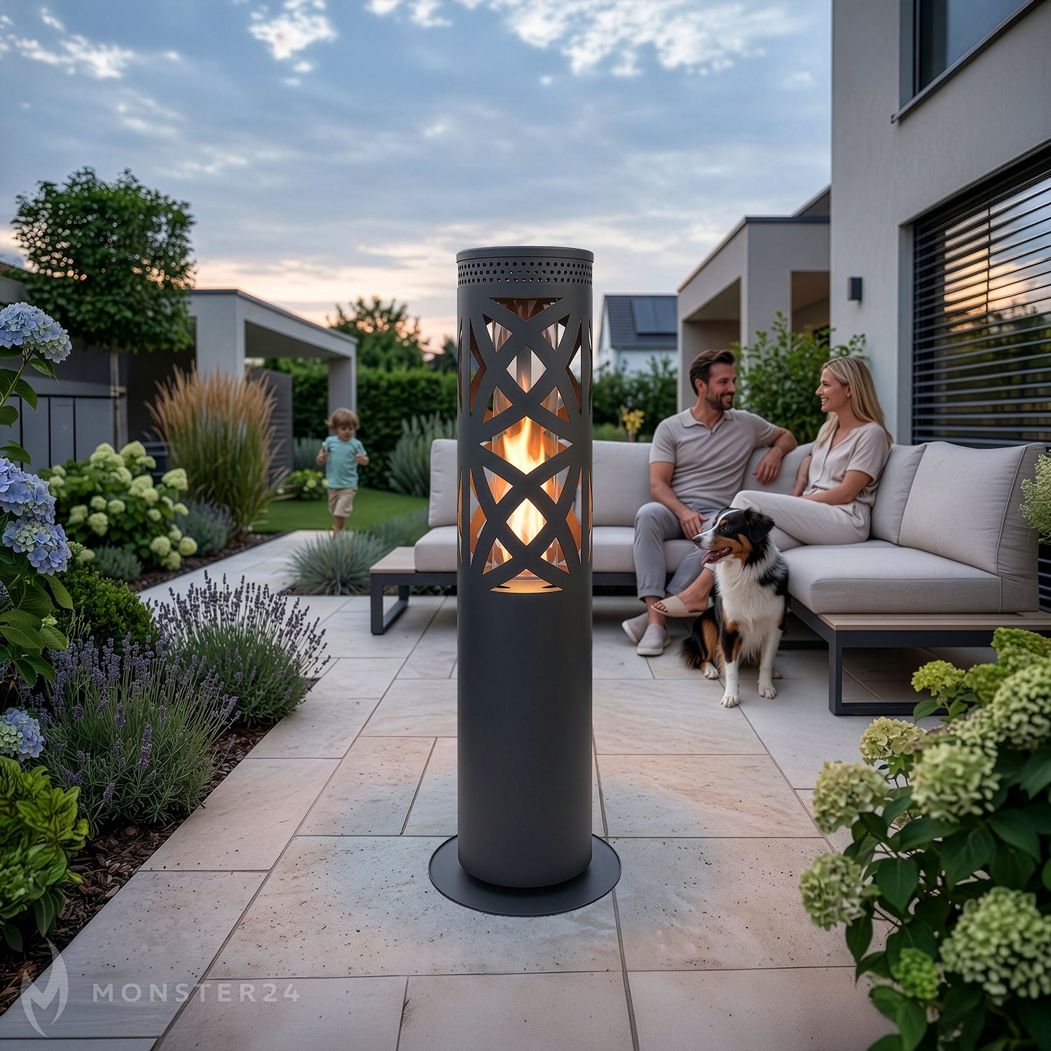 PYRA – dekorative Pellet-Feuersäule mit 360° Glas